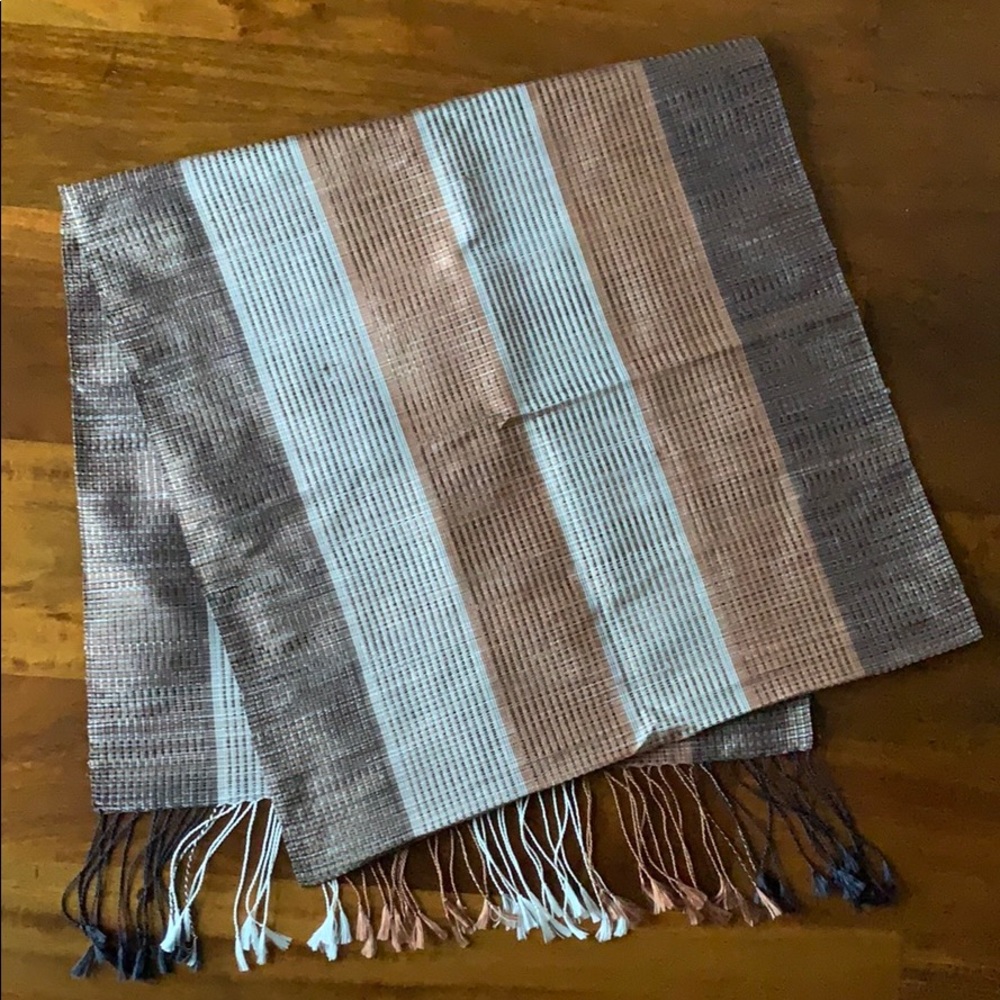 ❗️2for$10❗️ Elegant Woven Wrap